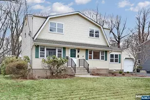 26 Wareham Rd, Dumont, NJ 07628 - Photo 33