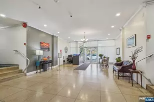 926 Bloomfield Ave 3L, Glen Ridge, NJ 07028 - Photo 3