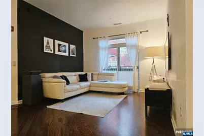 1121 Riverview Avenue 121 #121, Englewood, NJ 07631 - Photo 1