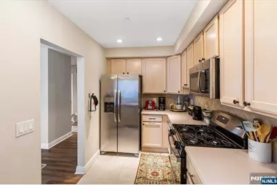 1 Orient Way 202 #202, Rutherford, NJ 07070 - Photo 13