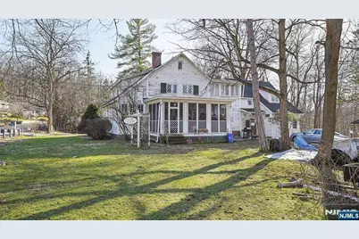 695 Ramapo Valley Road, Oakland, NJ 07436 - Photo 1