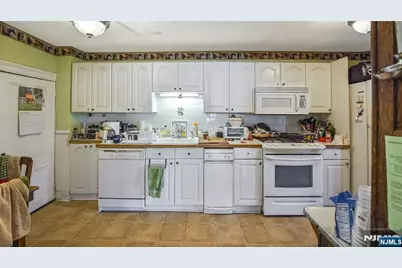 695 Ramapo Valley Road, Oakland, NJ 07436 - Photo 13