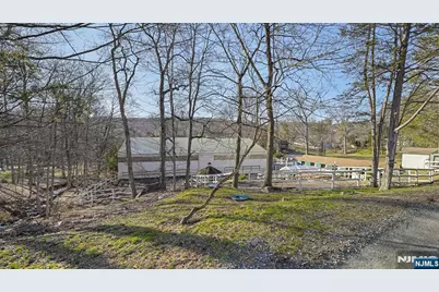 695 Ramapo Valley Road, Oakland, NJ 07436 - Photo 9