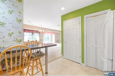 401 Dercole 111 #111, Norwood, NJ 07642 - Photo 15