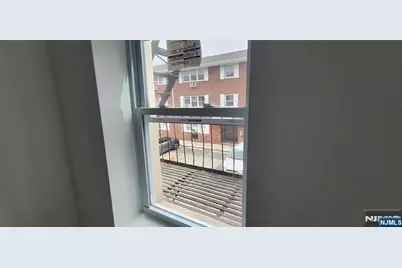 326 Broad Avenue, Palisades Park, NJ 07650 - Photo 7