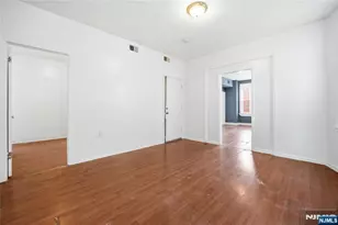 375 6th Ave 2, Newark, NJ 07107 - Photo 5