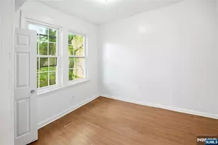 375 6th Ave 2, Newark, NJ 07107 - Photo 13