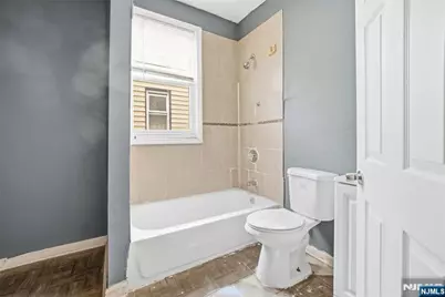 375 6th Avenue 2 #2, Newark, NJ 07107 - Photo 9