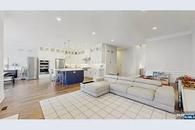 7 Saint Andrews Circle, River Vale Township, NJ 07675 - Photo 5