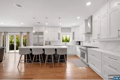 230 Park Avenue, Teaneck Township, NJ 07666 - Photo 13