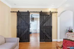 528 Wyndham Rd, Teaneck Township, NJ 07666 - Photo 11