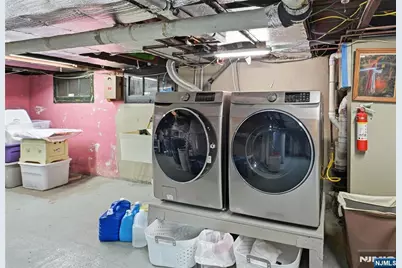 528 Wyndham Road, Teaneck Township, NJ 07666 - Photo 23