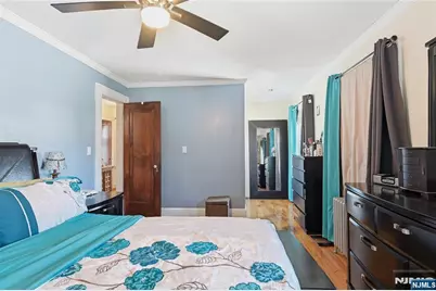 528 Wyndham Road, Teaneck Township, NJ 07666 - Photo 29