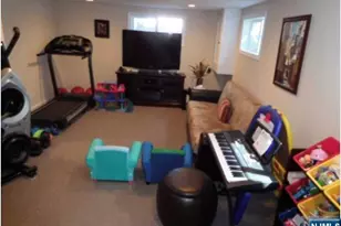 3-12 26th St, Fair Lawn, NJ 07410 - Photo 11