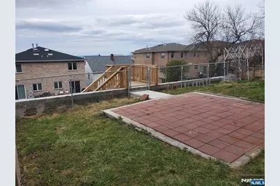 143 Bergen Boulevard 143 #143, Palisades Park, NJ 07650 - Photo 5