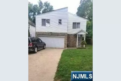 170 Manhattan Avenue, Teaneck Township, NJ 07666 - Photo 1