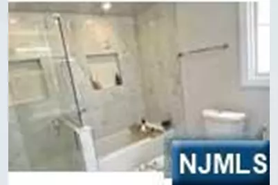 170 Manhattan Avenue, Teaneck Township, NJ 07666 - Photo 9