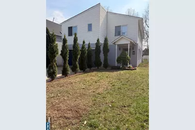 170 Manhattan Avenue, Teaneck Township, NJ 07666 - Photo 9