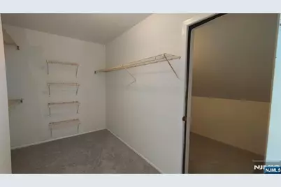 5 S Bayard Lane, Mahwah, NJ 07430 - Photo 17