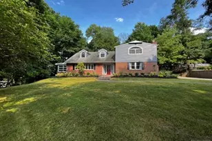 56 Grandview Pl, North Caldwell, NJ 07006 - Photo 3