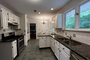 56 Grandview Pl, North Caldwell, NJ 07006 - Photo 17