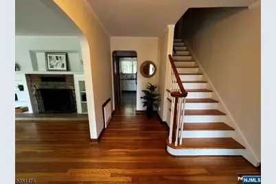 56 Grandview Place, North Caldwell, NJ 07006 - Photo 5