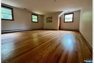 56 Grandview Place, North Caldwell, NJ 07006 - Photo 23