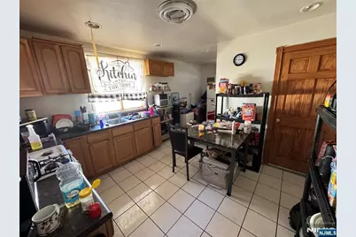 219 Lawrence Place, Paterson, NJ 07501 - Photo 15