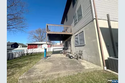 525 Stuyvesant Avenue, Lyndhurst Township, NJ 07071 - Photo 41