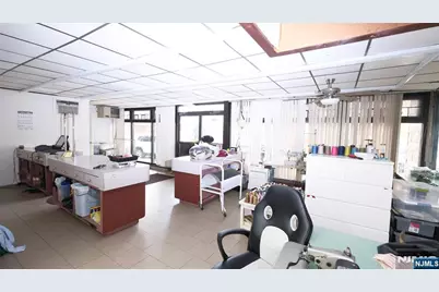 213-217 Stuyvesant Avenue, Lyndhurst Township, NJ 07071 - Photo 21