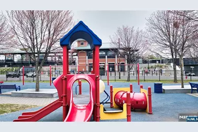 213-217 Stuyvesant Avenue, Lyndhurst Township, NJ 07071 - Photo 31