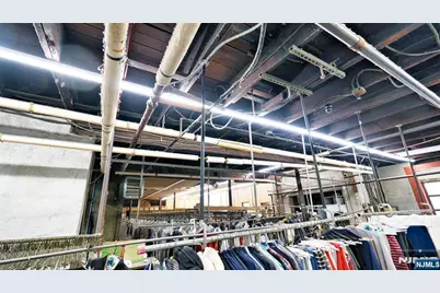 213-217 Stuyvesant Avenue, Lyndhurst Township, NJ 07071 - Photo 17