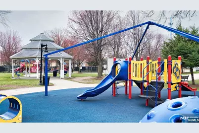 213-217 Stuyvesant Avenue, Lyndhurst Township, NJ 07071 - Photo 33