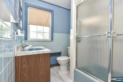 655 Tilden, Teaneck Township, NJ 07666 - Photo 11