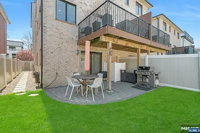 387 Lincoln Avenue B #B, Cliffside Park, NJ 07010 - Photo 35