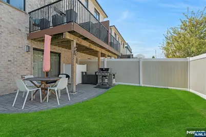 387 Lincoln Avenue B #B, Cliffside Park, NJ 07010 - Photo 37