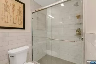 387 Lincoln Ave B, Cliffside Park, NJ 07010 - Photo 19