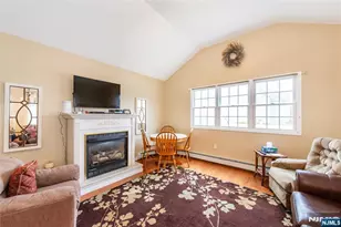 104 Stone St, Maywood, NJ 07607 - Photo 9