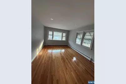 235 Linwood, Bogota, NJ 07603 - Photo 3