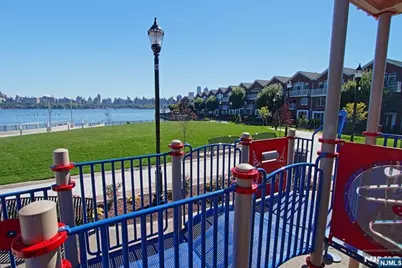 326 Midland Court, West New York, NJ 07093 - Photo 23