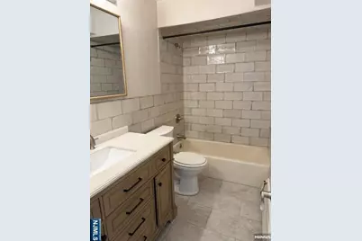 33 Henry Place B4 #B4, Hackensack, NJ 07601 - Photo 27