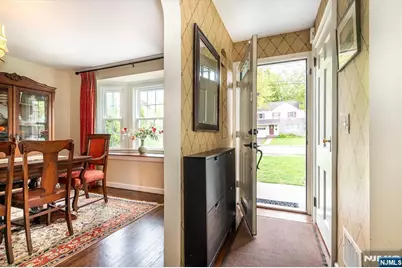 8 Abbington Terrace, Glen Rock, NJ 07452 - Photo 5