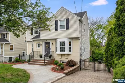 8 Abbington Terrace, Glen Rock, NJ 07452 - Photo 3