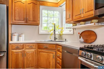 8 Abbington Terrace, Glen Rock, NJ 07452 - Photo 17