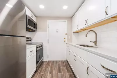 550 Fairview 116 #116, Westwood, NJ 07675 - Photo 9