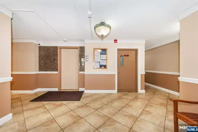 550 Fairview 116 #116, Westwood, NJ 07675 - Photo 17