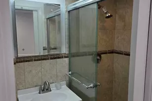 1624 John Street 2Fl, Fort Lee, NJ 07024 - Photo 9