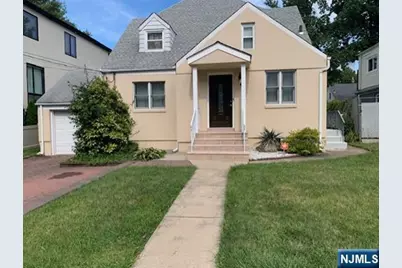 279 Slocum, Fort Lee, NJ 07024 - Photo 1