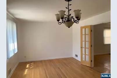 279 Slocum, Fort Lee, NJ 07024 - Photo 3