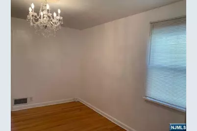 279 Slocum, Fort Lee, NJ 07024 - Photo 7